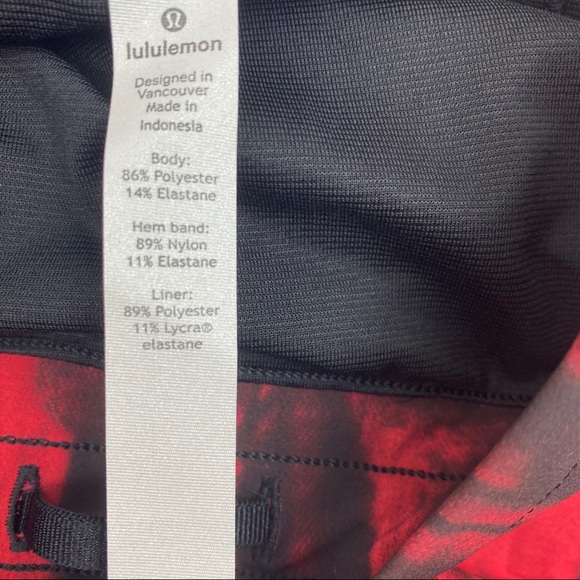 Lululemon Hotty Hot low rise 2.5” lined - Picture 3 of 4